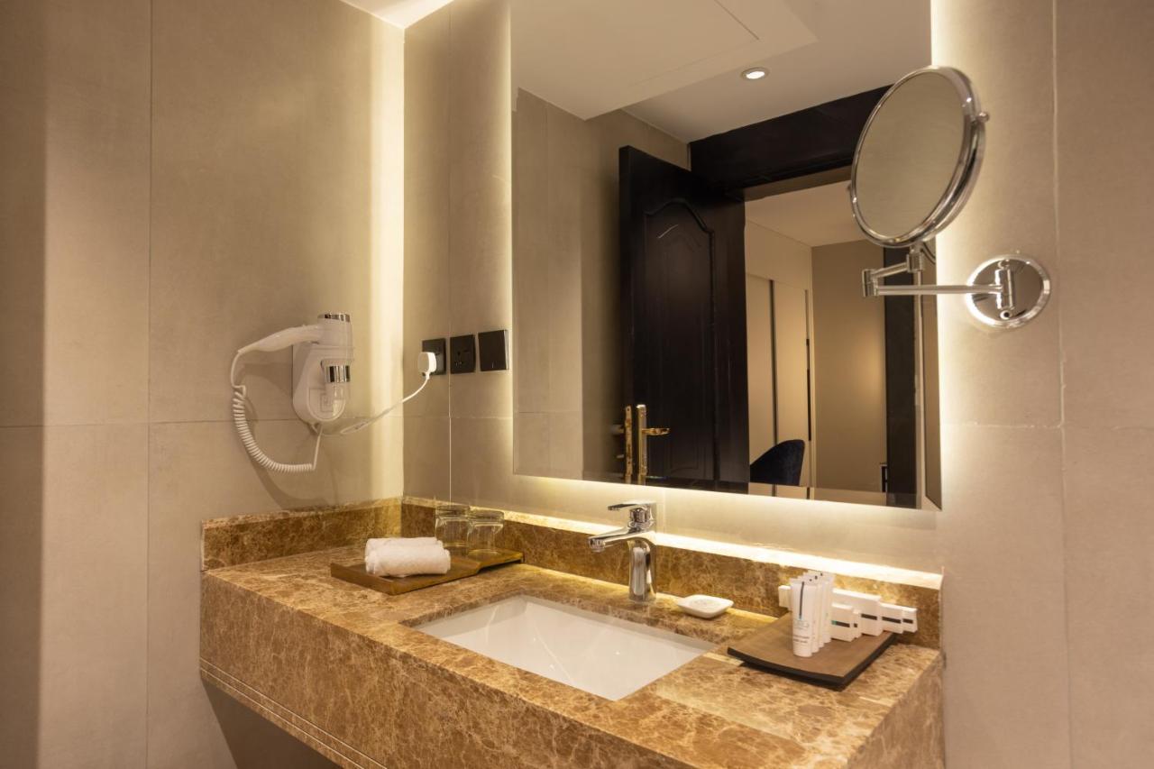 Skyline Hotel & Suites Tabuk Ngoại thất bức ảnh